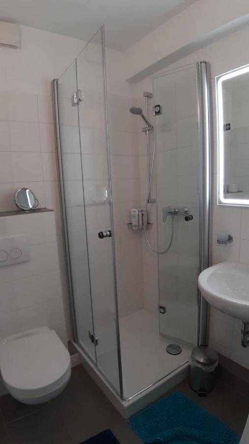 Modern City Apartment With Balcony And Nice Parc View Bremen Luaran gambar